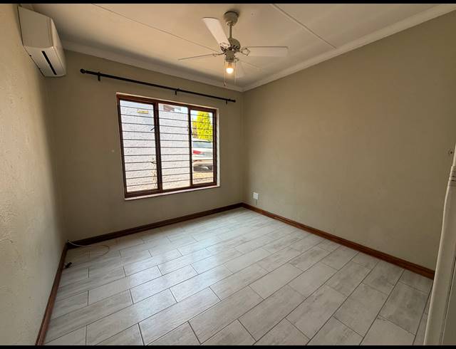 3 BEDROOM TOWNHOUSE FOR SALE IN FOURWAYS